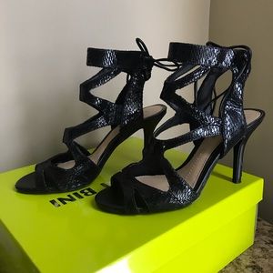 {gianni bini} black heals